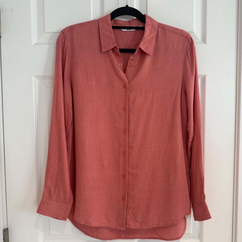 UNIQLO Women's Pink Shirt